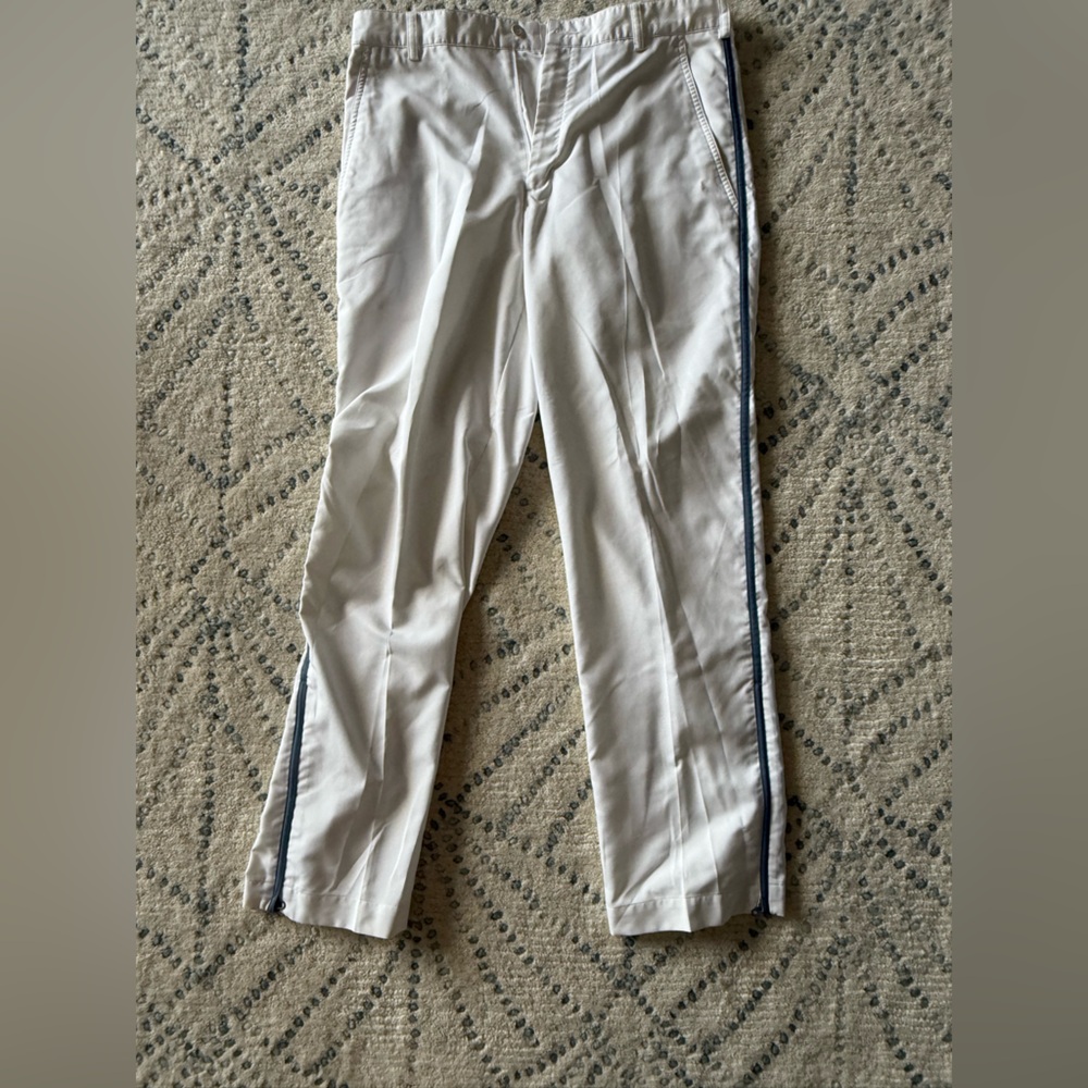 Men’s Nike golf pants size 32 good condition